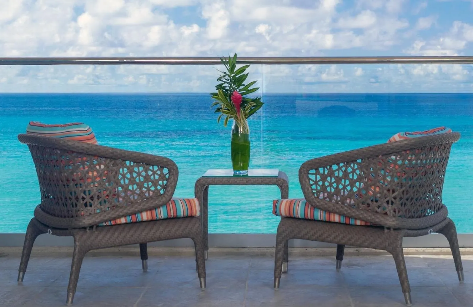 Sea Breeze Beach House All Inclusive By Ocean Hotels Christ Church 4*,