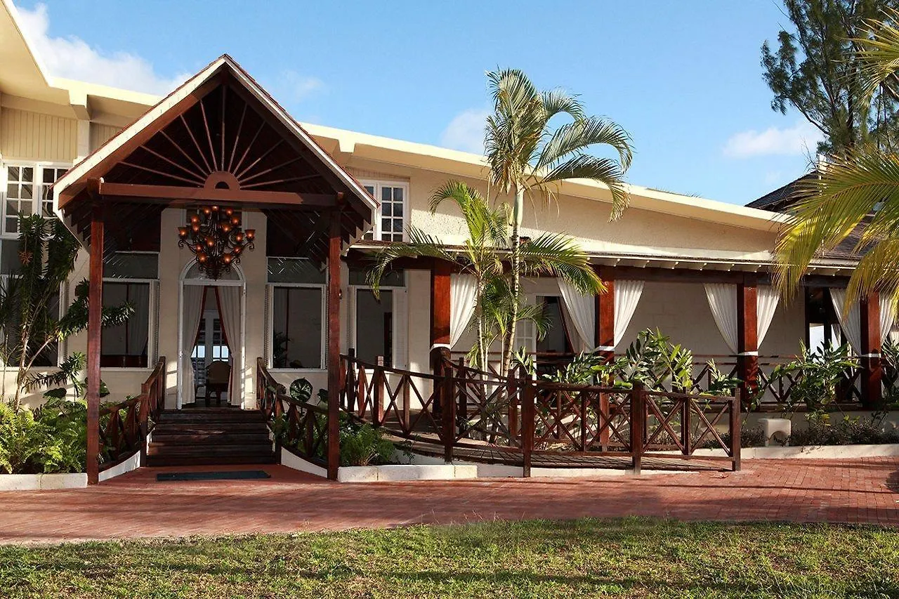 Sea Breeze Beach House All Inclusive By Ocean Hotels Christ Church 4*,