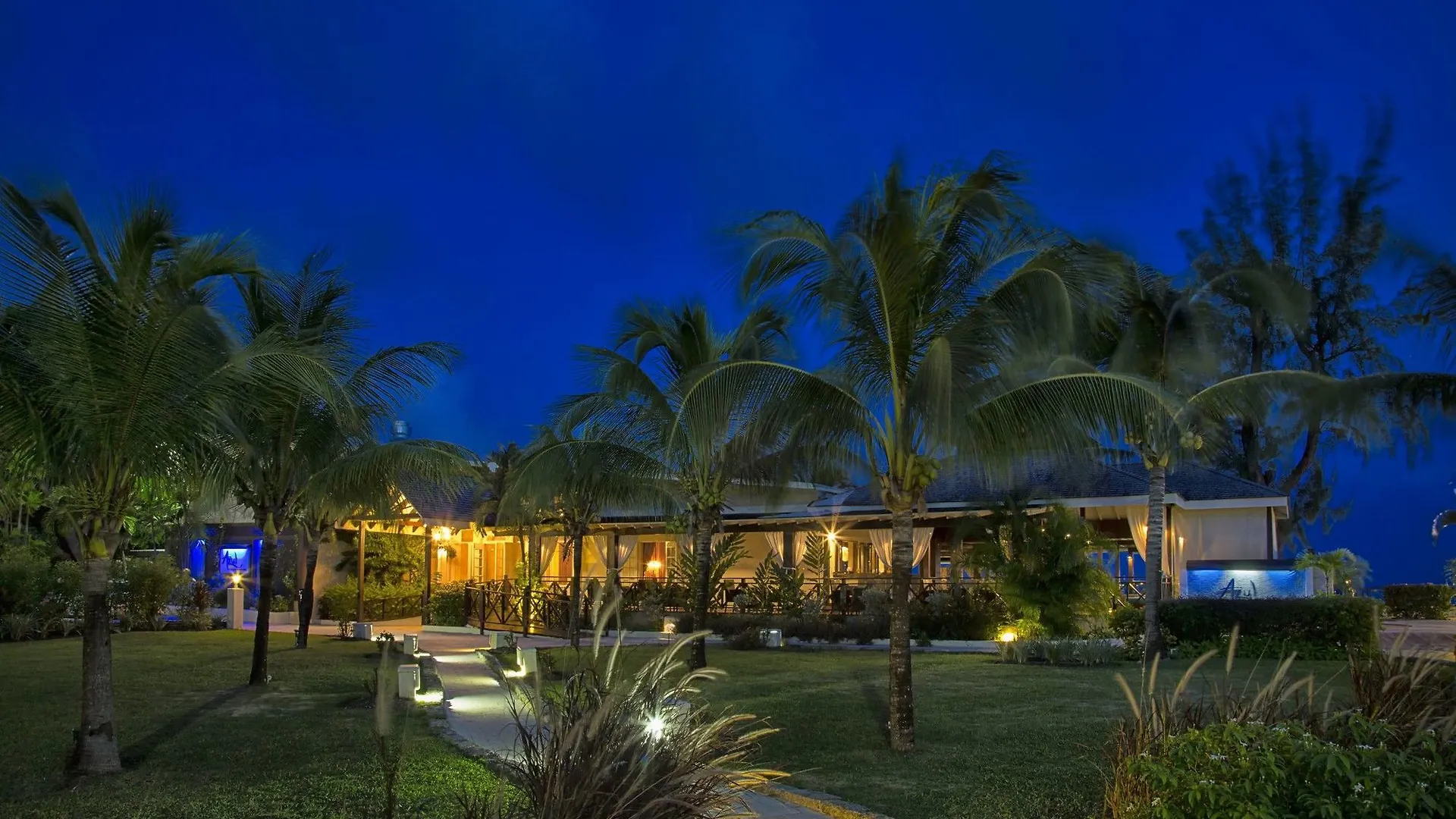 Sea Breeze Beach House All Inclusive By Ocean Hotels Christ Church